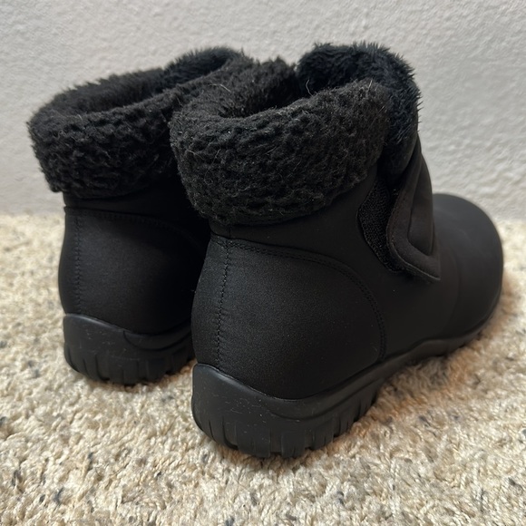 Propét Delaney Strap Black Leather Ankle Boots 9.5 W (D) - Picture 5 of 13